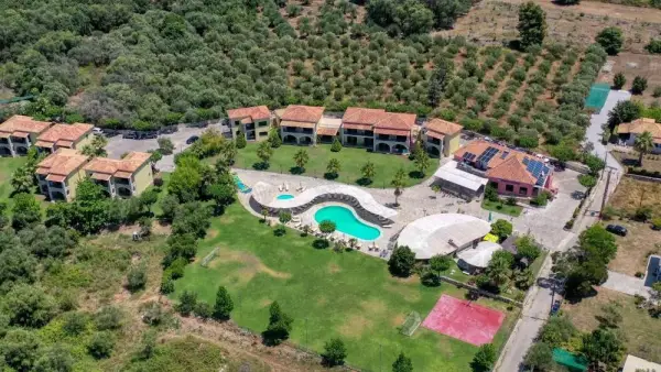 Perdika Resort 8